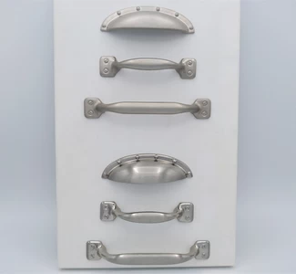 Furniture handles