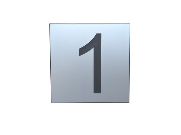 Gegraveerde borden kopen in Alkmaar bij Postma en Postma