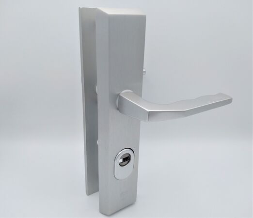 Aluminium veiligheidsbeslag kopen in Alkmaar bij Postma en Postma