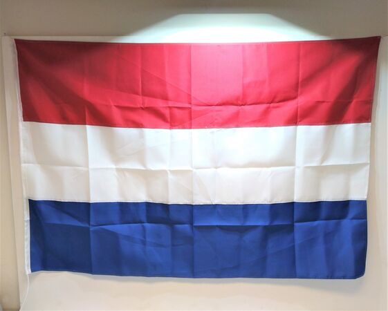 Flagi i akcesoria kopen in Alkmaar bij Postma en Postma