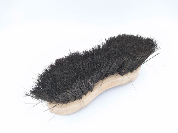 Bezems en borstels kopen in Alkmaar bij Postma en Postma