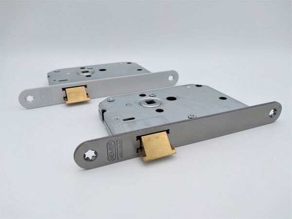 Insteeksloten kopen in Alkmaar bij Postma en Postma